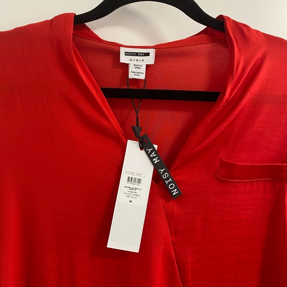 NOISY MAY Slit Top in Blood Orange (BRAND NEW) - Picture 3 of 9